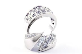 Diamond bar setting Image